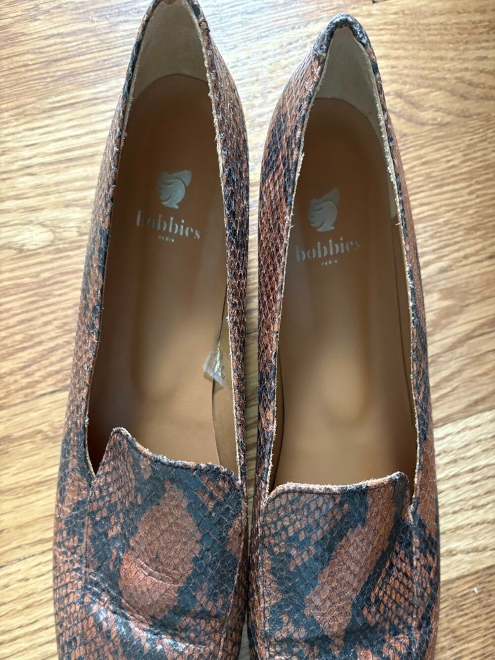 Bobbies Paris Leather Snakeskin Loafers Sz 39